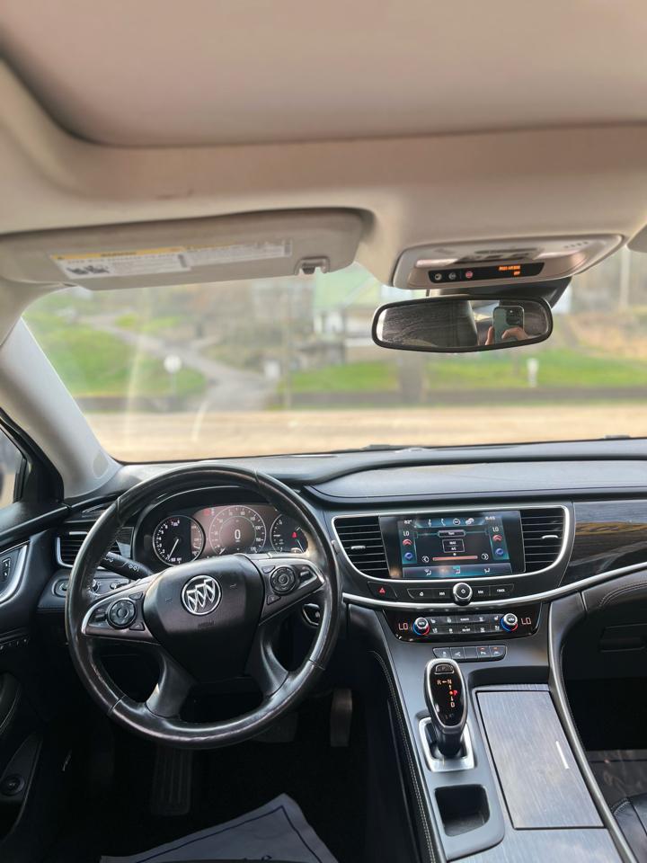 Buick LaCrosse 4dr Sdn Premium FWD 2017