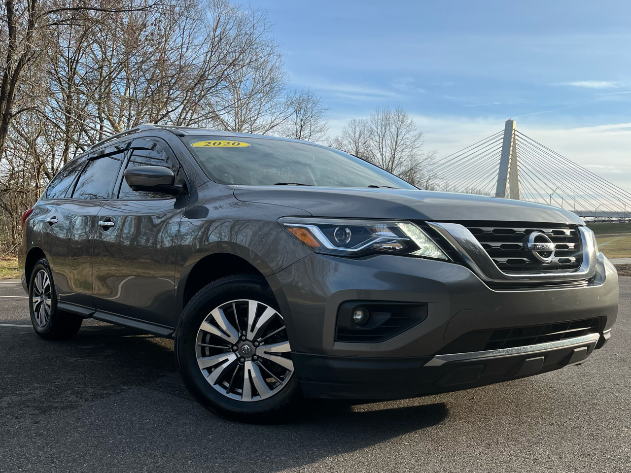 2020 Nissan Pathfinder FWD SL