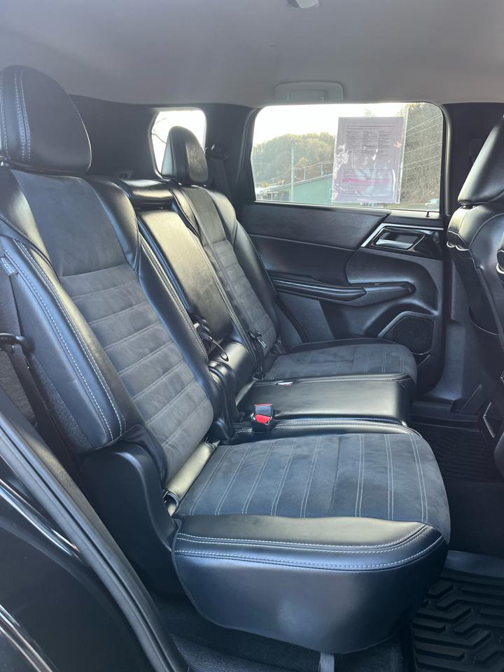 Mitsubishi Outlander SE S-AWC 2024