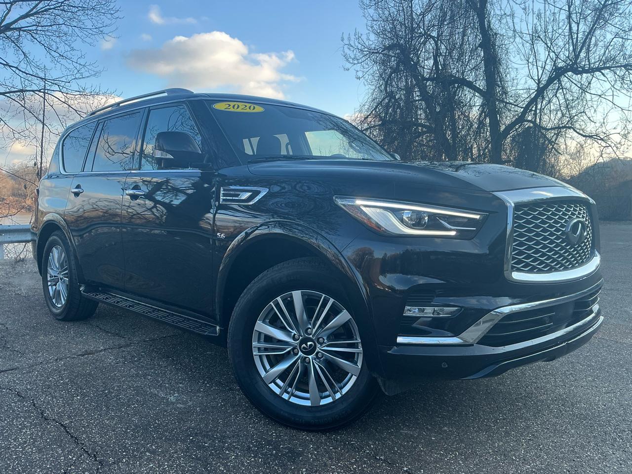 Infiniti QX80 LUXE AWD 2020