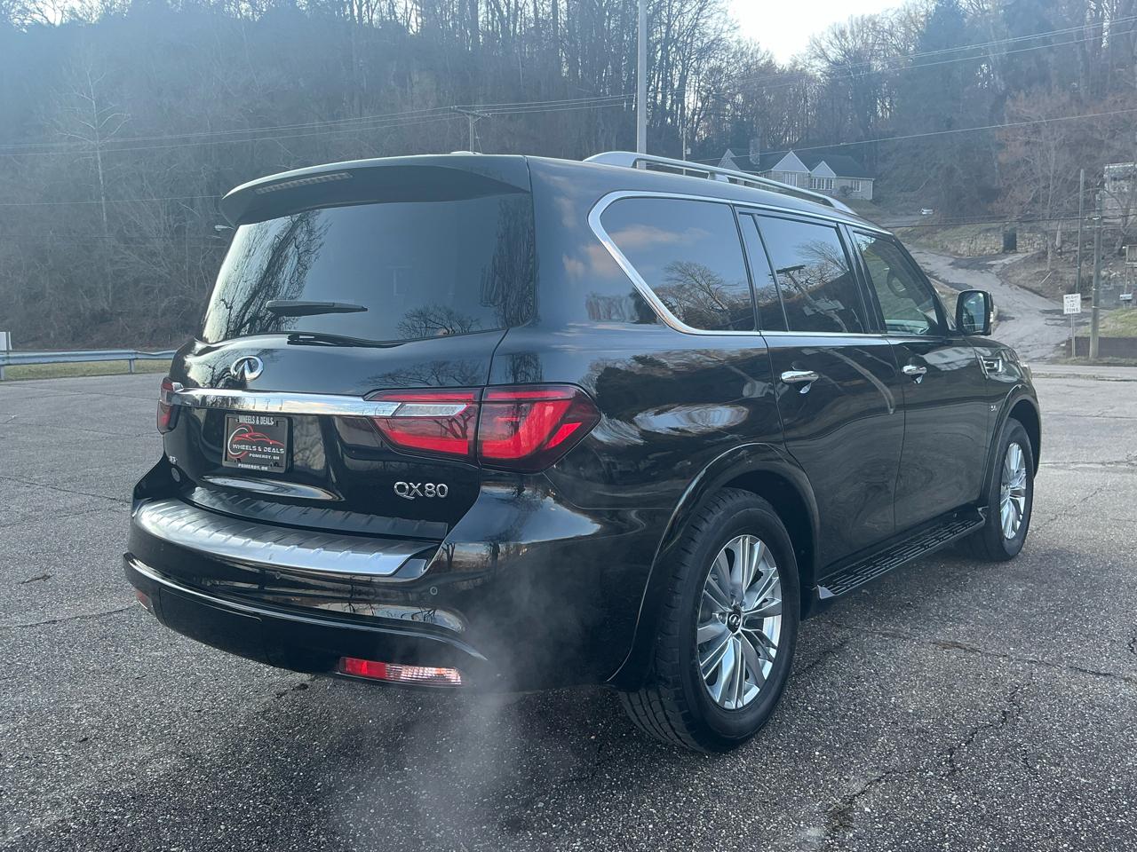 Infiniti QX80 LUXE AWD 2020