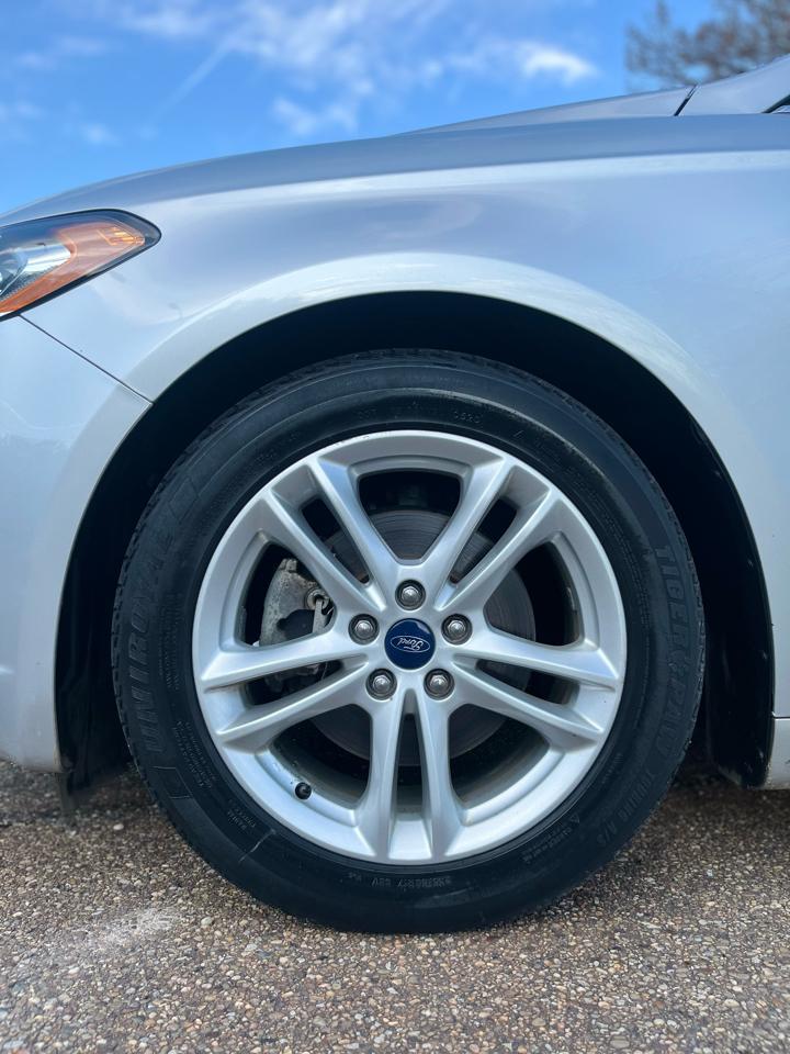 Ford Fusion SE FWD 2018