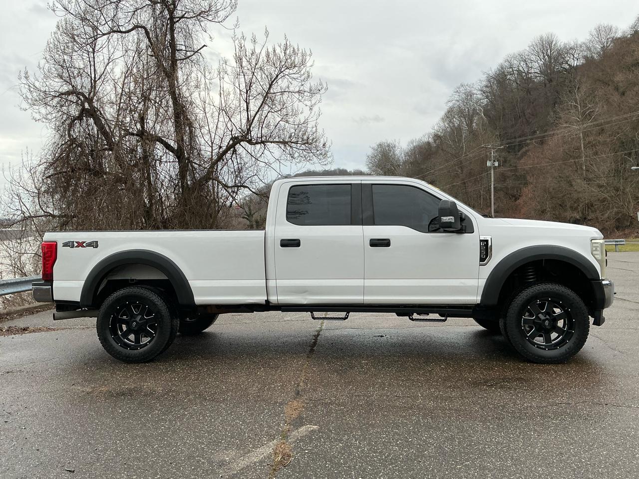 Ford Super Duty F-250 SRW King Ranch 4WD Crew Cab 8' Box 2017