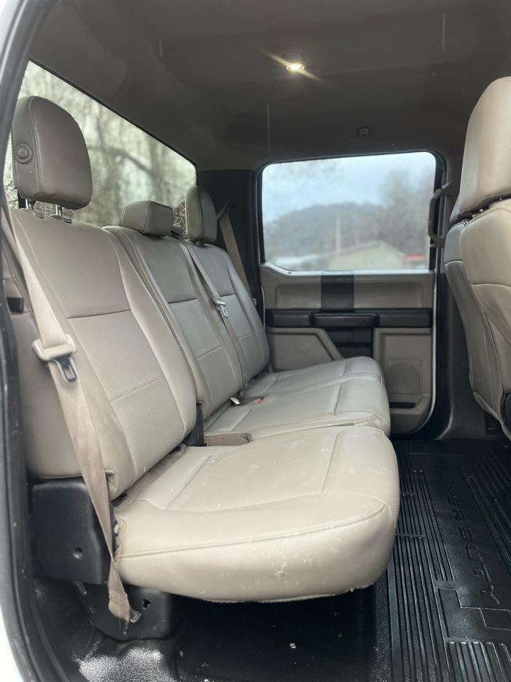 Ford Super Duty F-250 SRW King Ranch 4WD Crew Cab 8' Box 2017