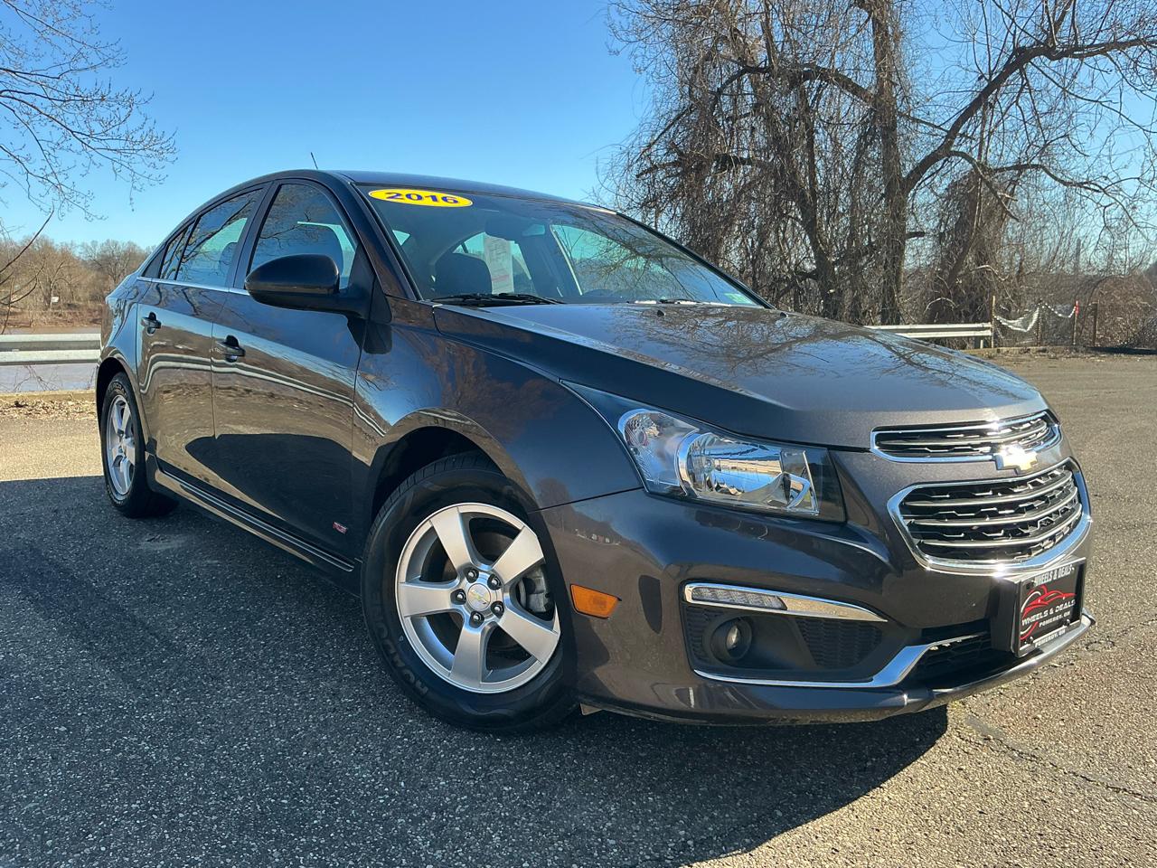 Chevrolet Cruze Limited 4dr Sdn Auto LT w/1LT 2016