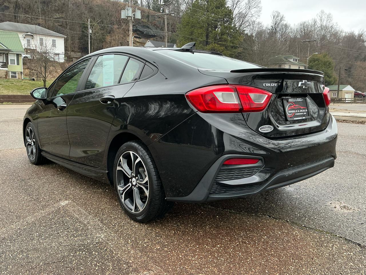 Chevrolet Cruze 4dr Sdn LT 2019