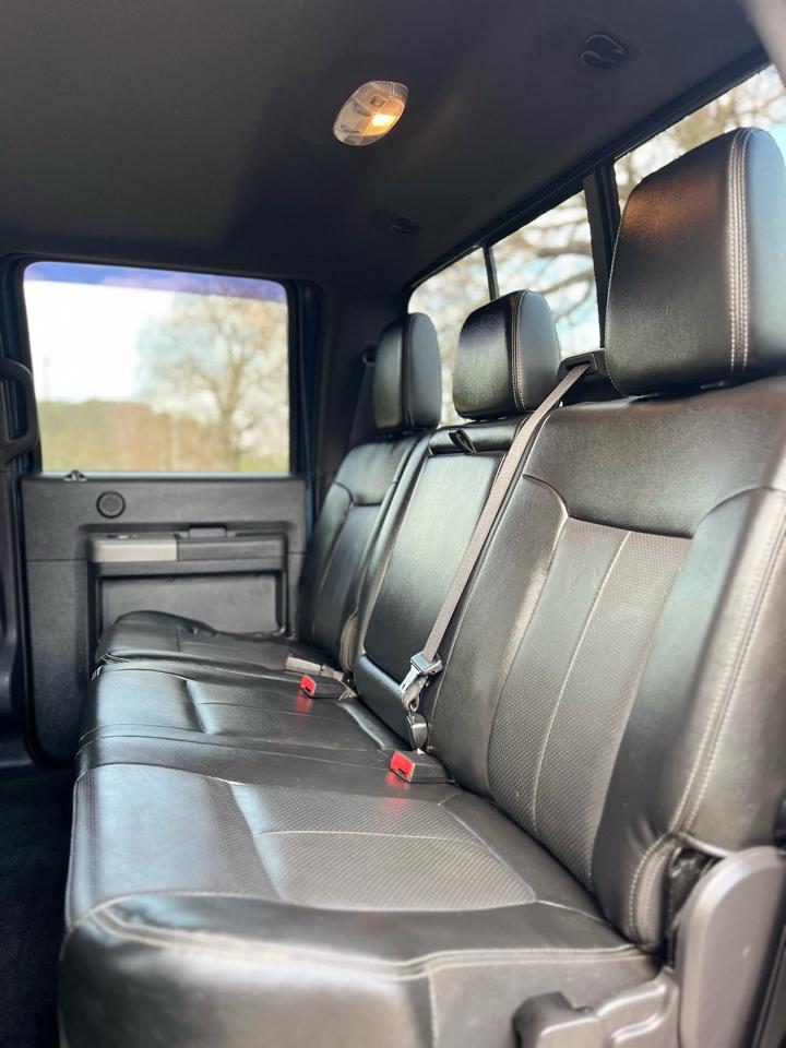 Ford Super Duty F-350 SRW 4WD Crew Cab 172" Lariat 2016