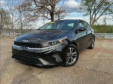 2023 Kia Forte LXS IVT