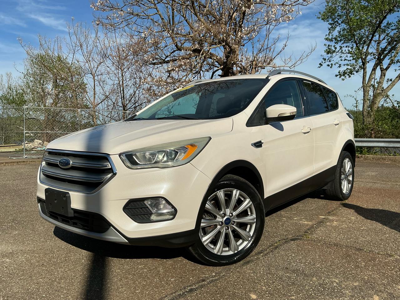 Ford Escape Titanium 4WD 2017