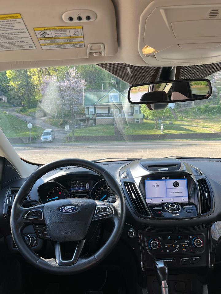 Ford Escape Titanium 4WD 2017