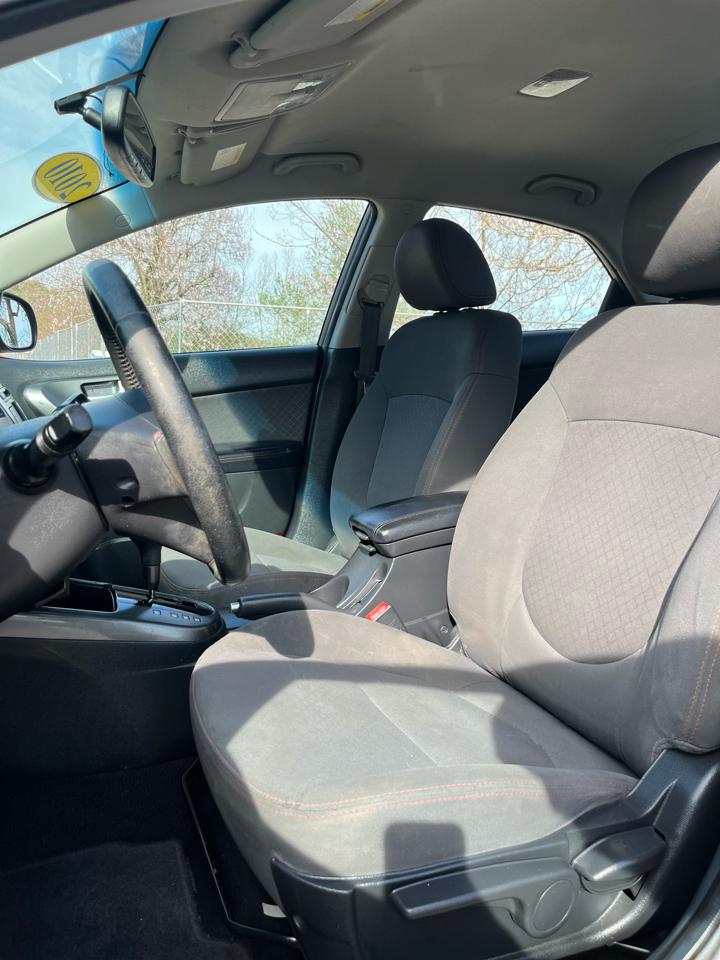 Kia Forte 4dr Sdn Auto SX 2010