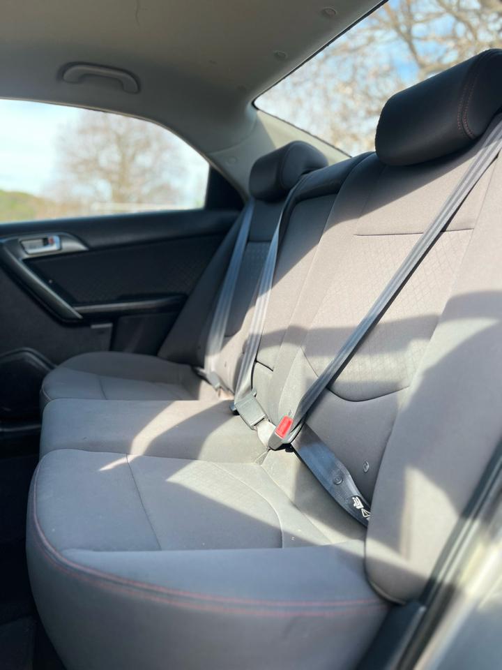 Kia Forte 4dr Sdn Auto SX 2010