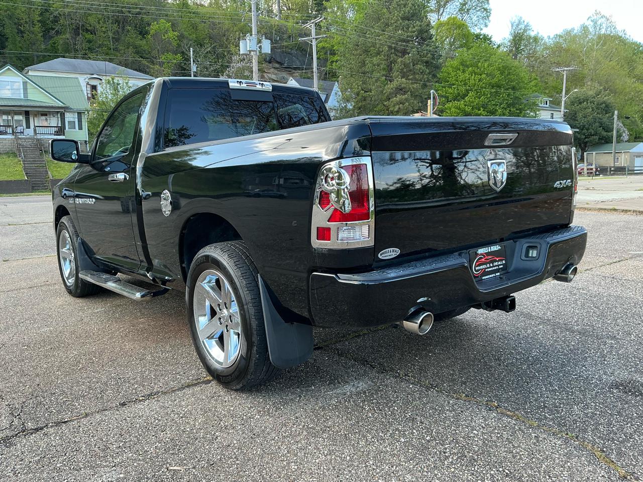 Dodge 1500 2WD Reg Cab 120.5" ST 2012