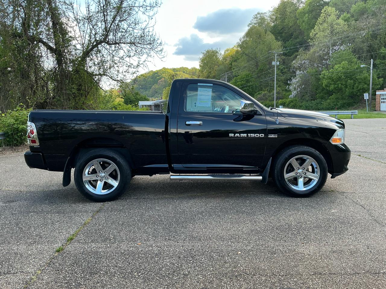 Dodge 1500 2WD Reg Cab 120.5" ST 2012