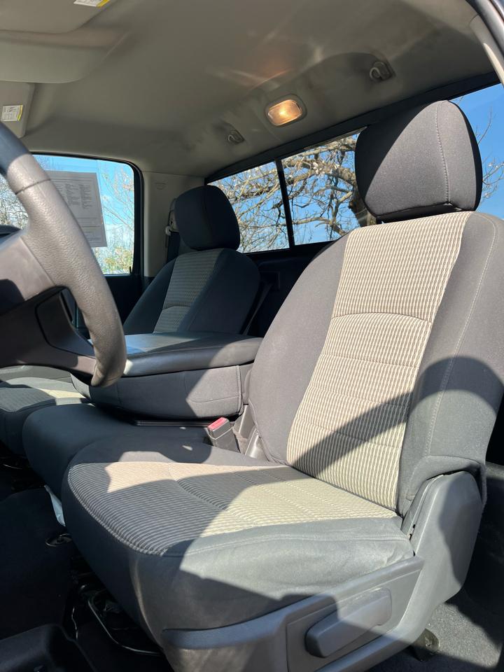 Dodge 1500 2WD Reg Cab 120.5" ST 2012