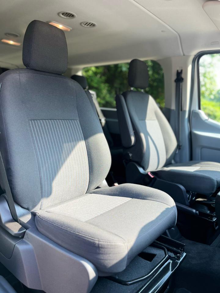 Ford Transit Wagon T-350 148" Low Roof XLT Sliding RH Dr 2017