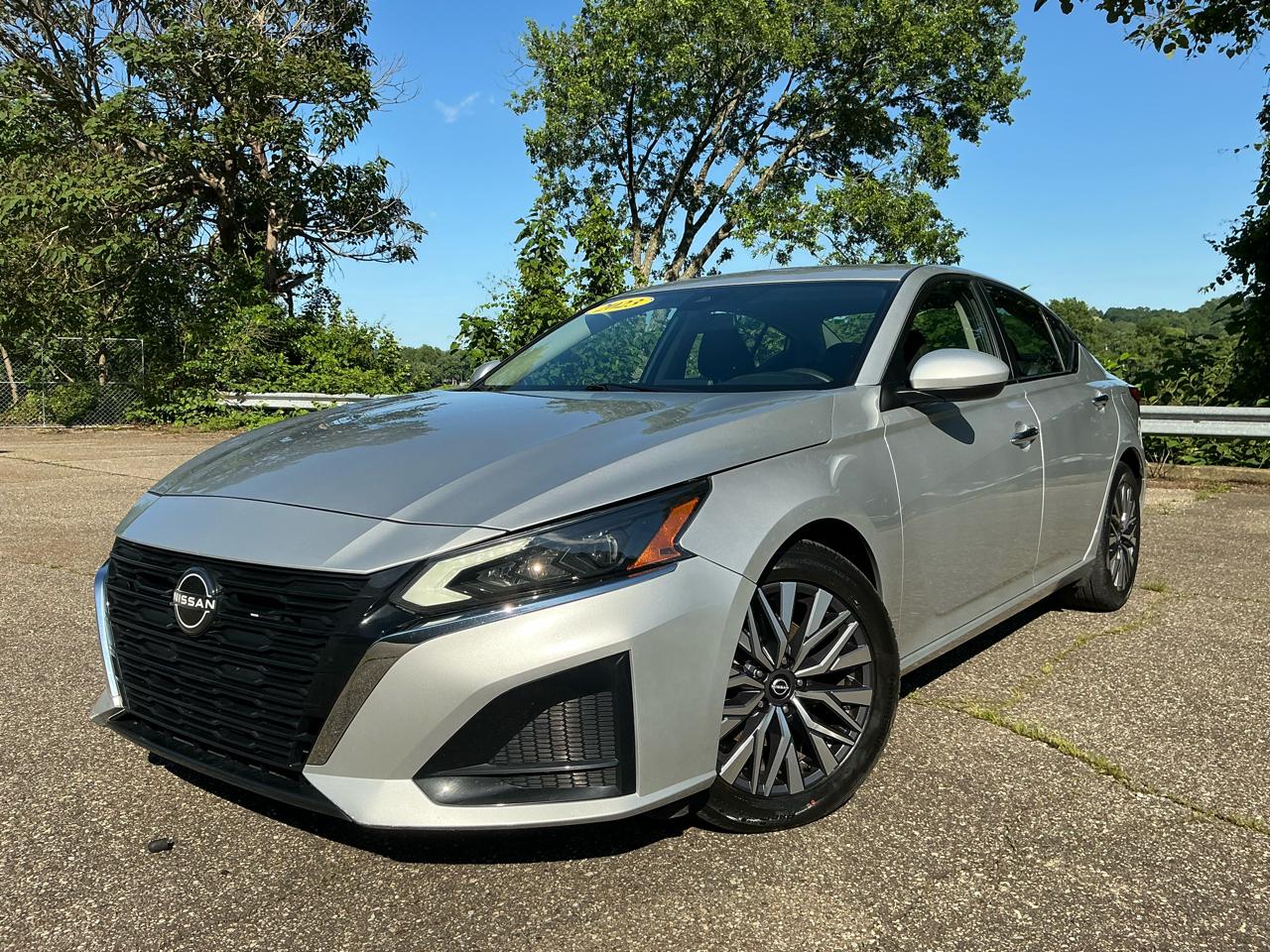 Nissan Altima 2.5 SV Sedan 2023