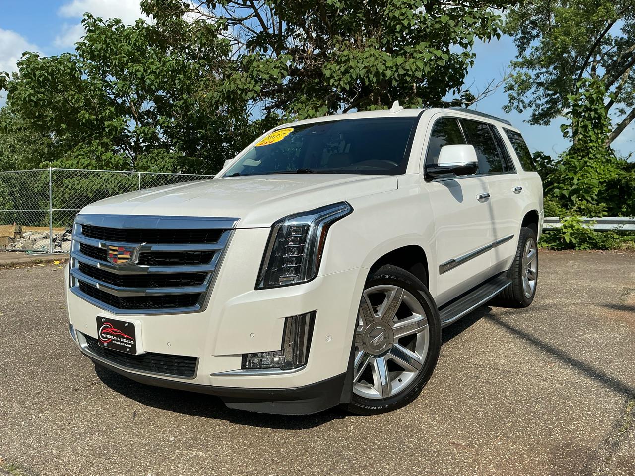 Cadillac Escalade 4WD 4dr Luxury 2017