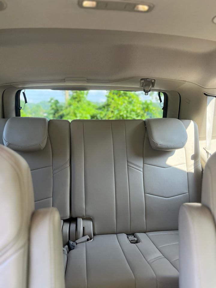 Cadillac Escalade 4WD 4dr Luxury 2017