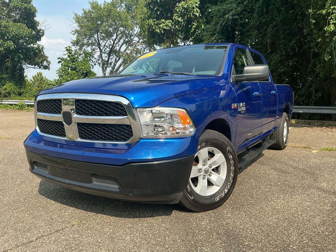 2019 RAM 1500 Classic SLT 4x4 Crew Cab 6'4" Box