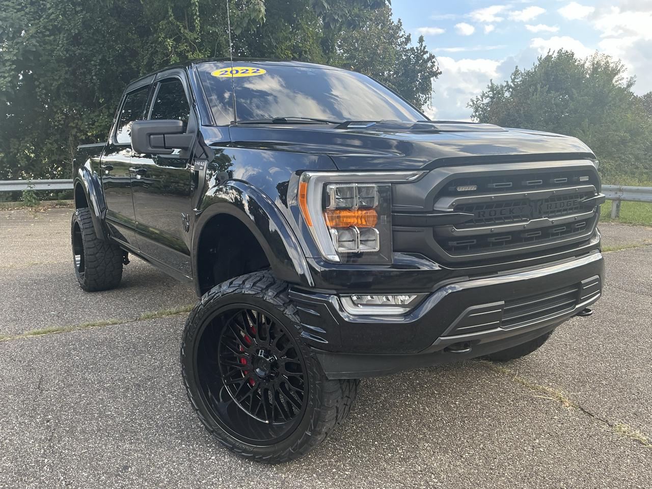 2022 Ford F-150 XL 4WD SuperCrew 5.5' Box