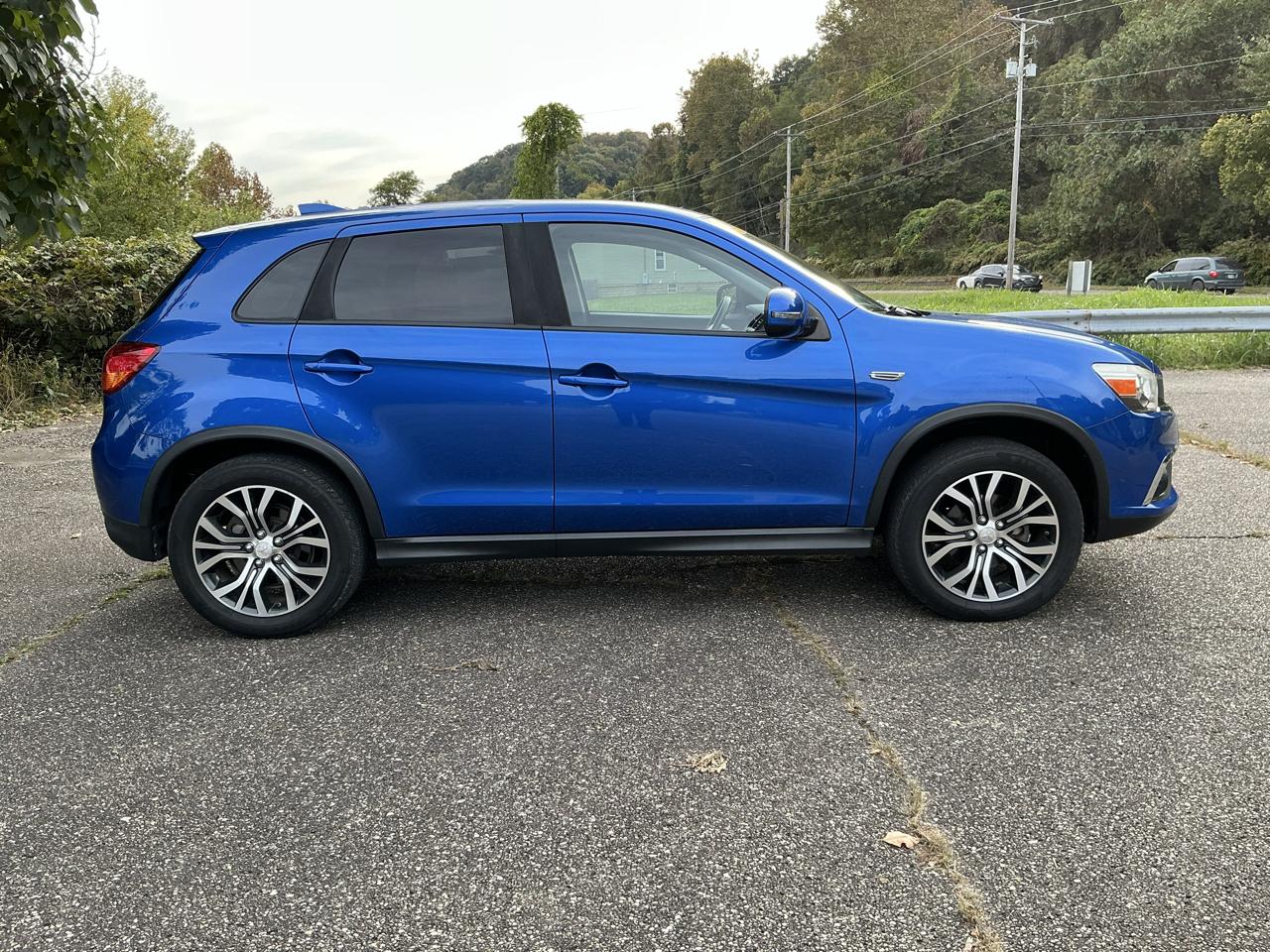 Mitsubishi Outlander Sport ES 2.0 AWC CVT 2017