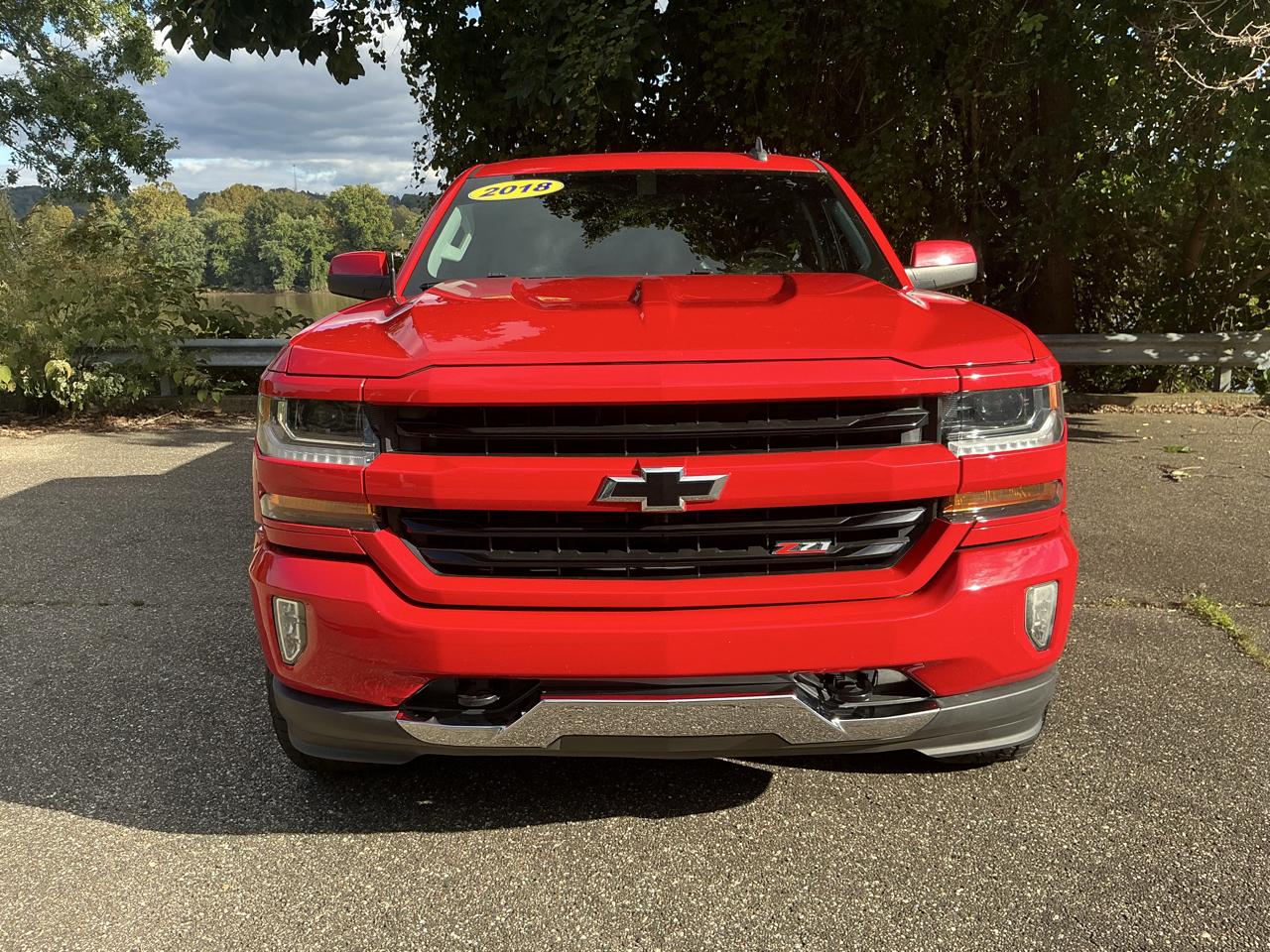 Chevrolet Silverado 1500 4WD Crew Cab 143.5" LT w/2LT 2018
