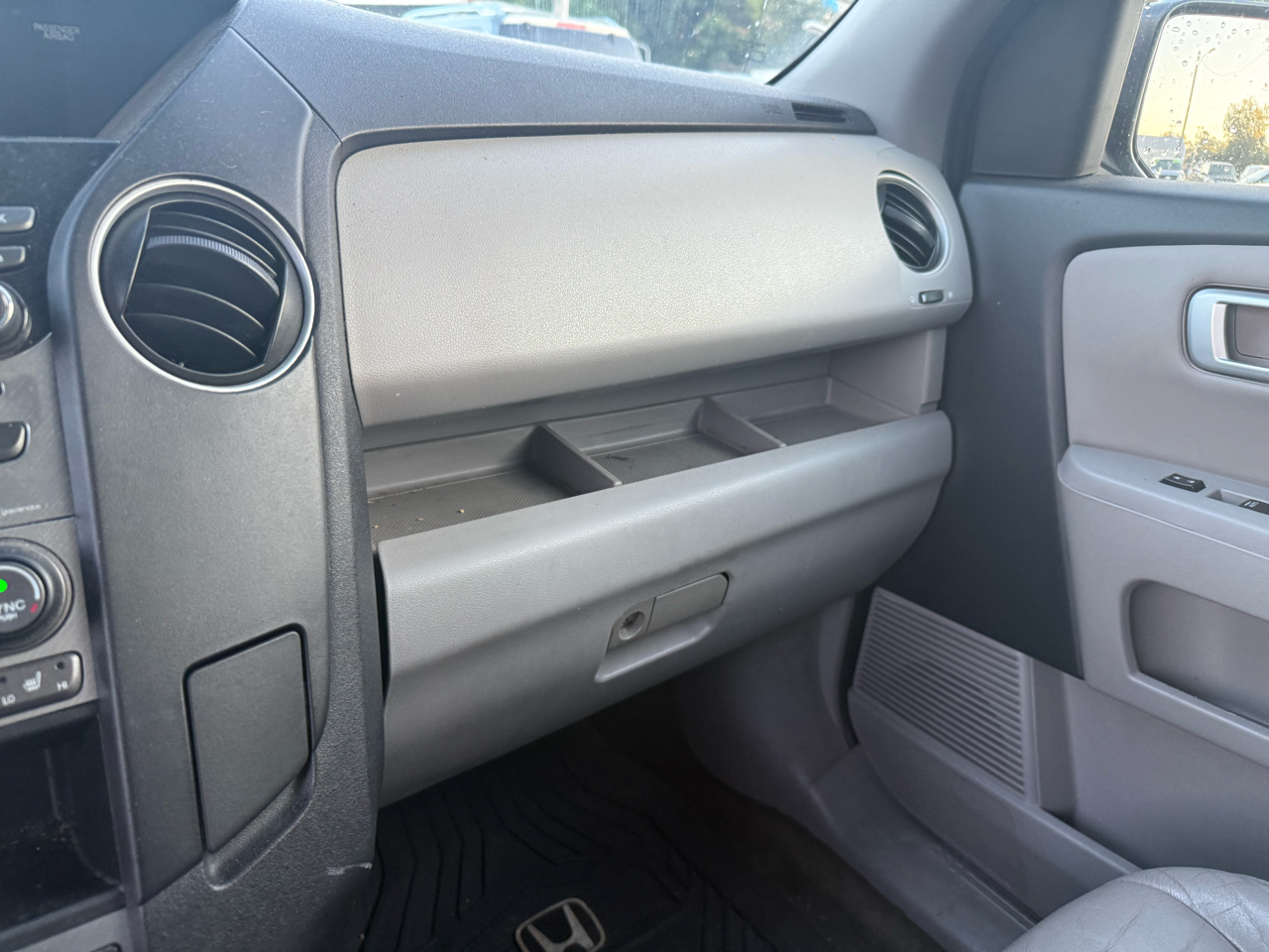 Honda Pilot EX-L 4WD 5-Spd AT with DVD 2014 Honda Pilot EX-L 4WD 5-Spd AT with DVD 2014