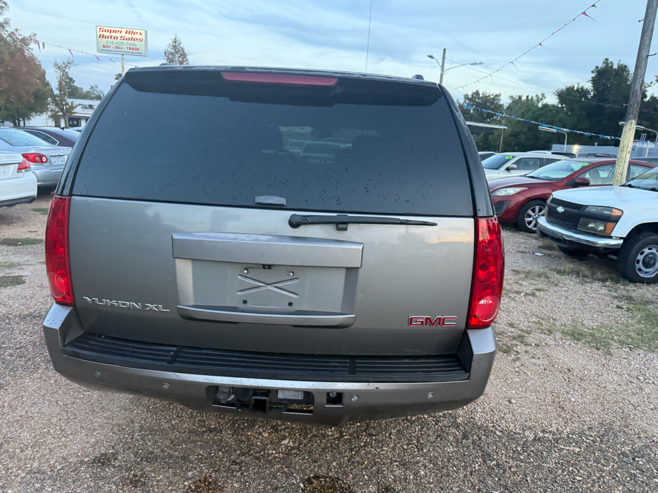GMC Yukon XL SLE-1 1/2 Ton 2WD 2007 GMC Yukon XL SLE-1 1/2 Ton 2WD 2007