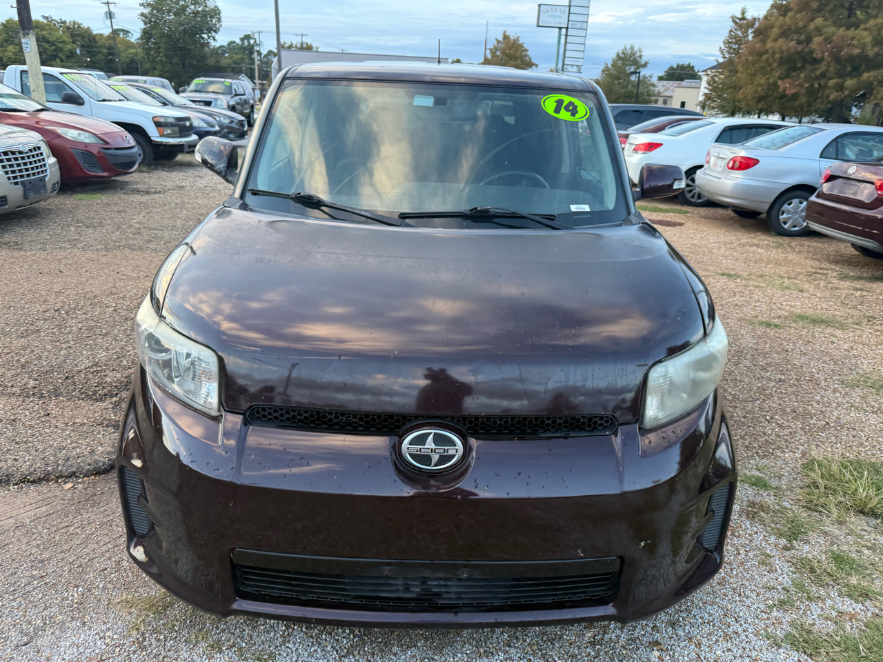 Scion xB 5-Door Wagon 5-Spd MT 2014 Scion xB 5-Door Wagon 5-Spd MT 2014