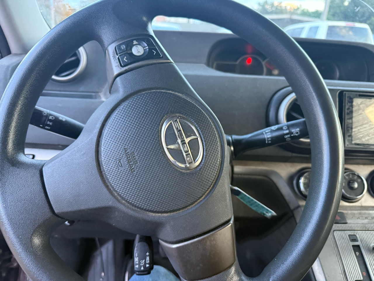 Scion xB 5-Door Wagon 5-Spd MT 2014 Scion xB 5-Door Wagon 5-Spd MT 2014