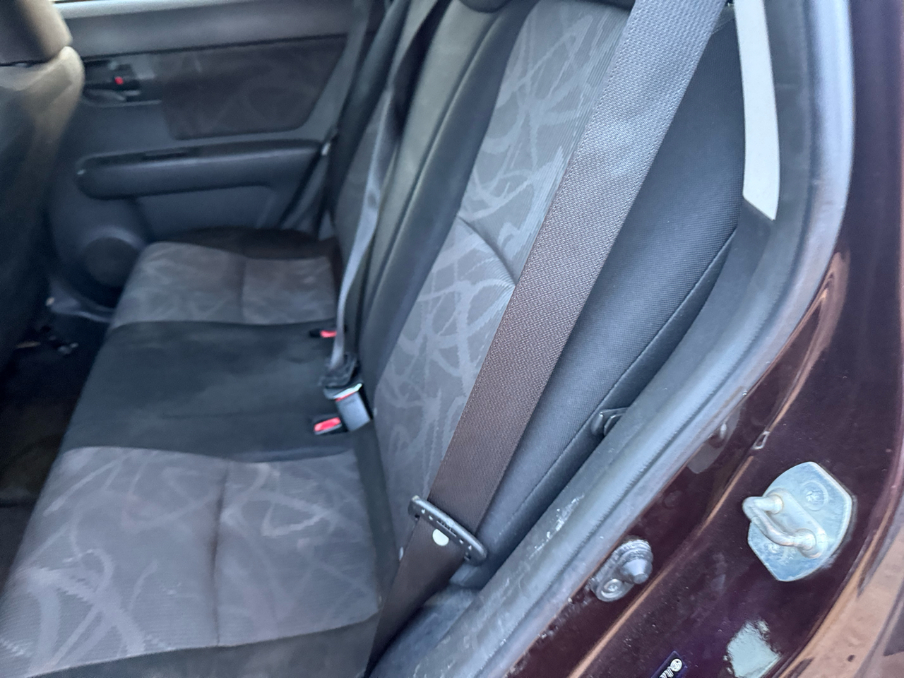 Scion xB 5-Door Wagon 5-Spd MT 2014 Scion xB 5-Door Wagon 5-Spd MT 2014