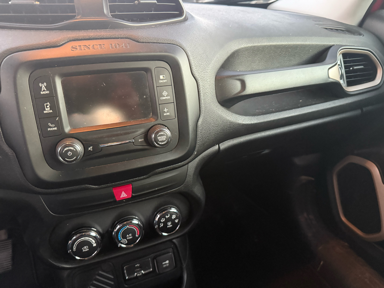 Jeep Renegade Sport FWD 2016 Jeep Renegade Sport FWD 2016