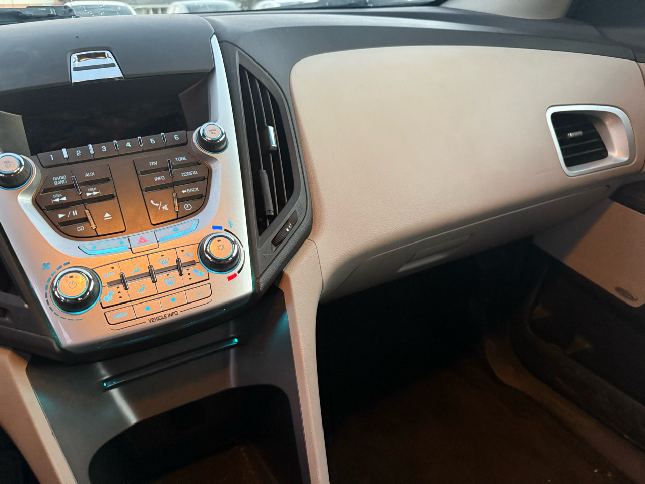 Chevrolet Equinox LT1 FWD 2010 Chevrolet Equinox LT1 FWD 2010