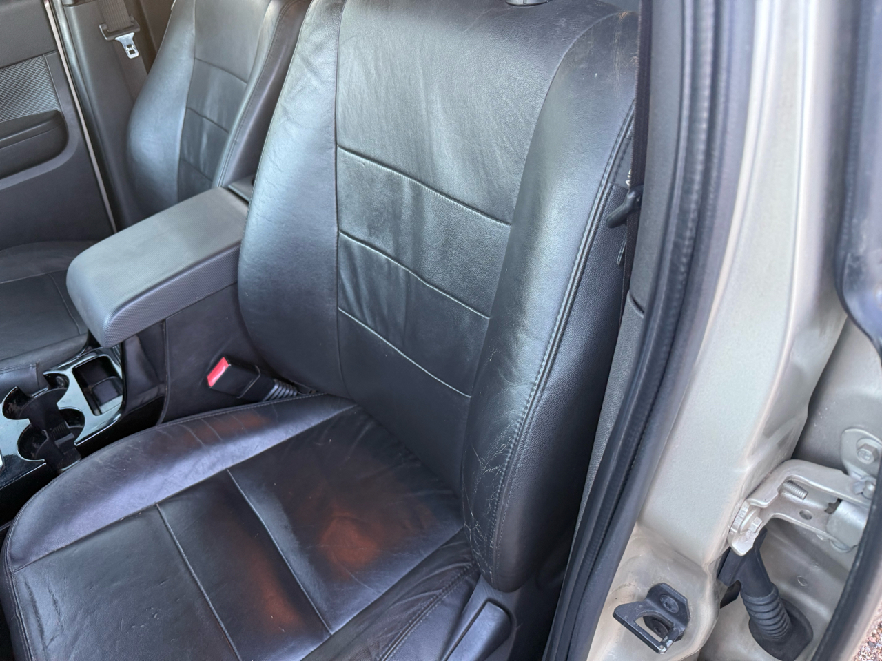 Ford Escape Limited FWD 2010