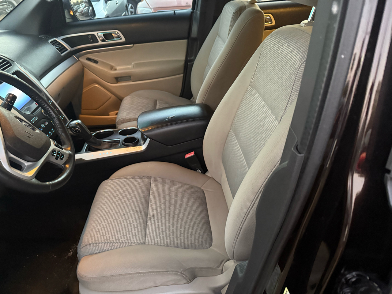 Ford Explorer XLT FWD 2013