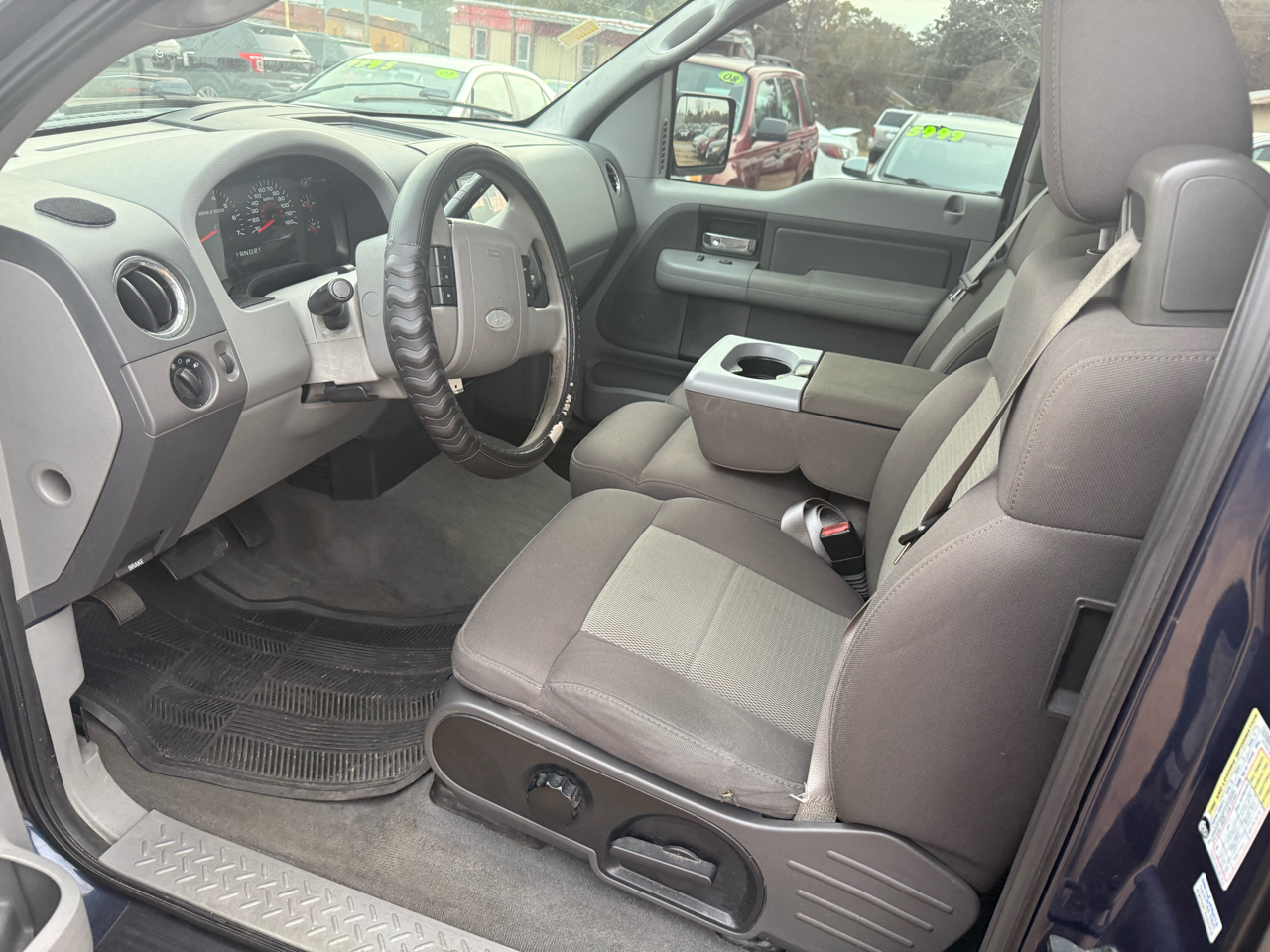 Ford F-150 2WD SuperCrew 139" XLT 2006