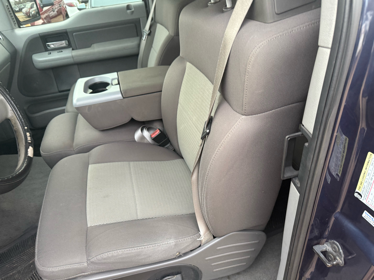 Ford F-150 2WD SuperCrew 139" XLT 2006