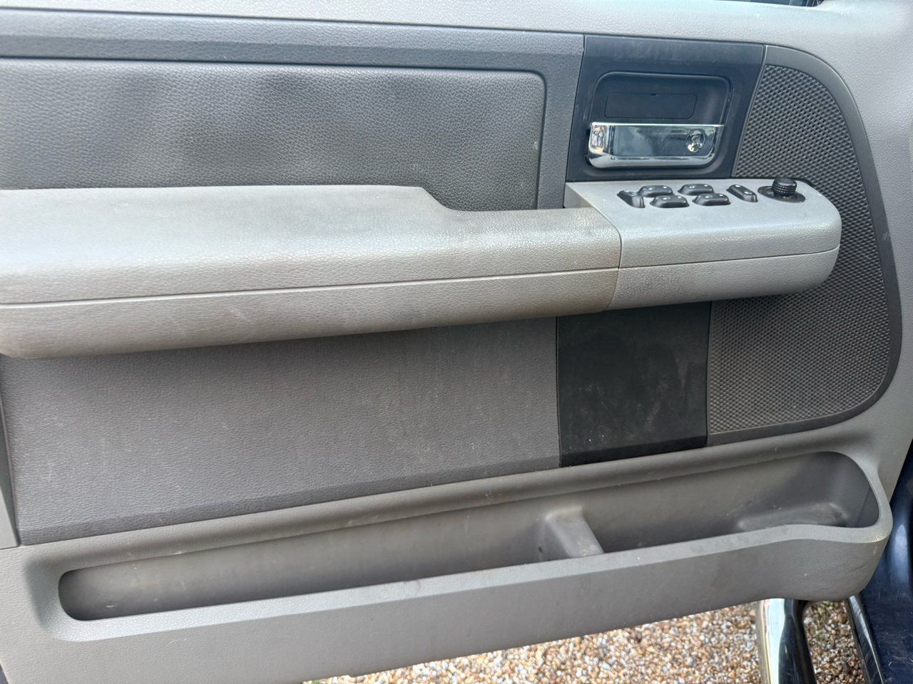 Ford F-150 2WD Supercab 133" FX2 2004