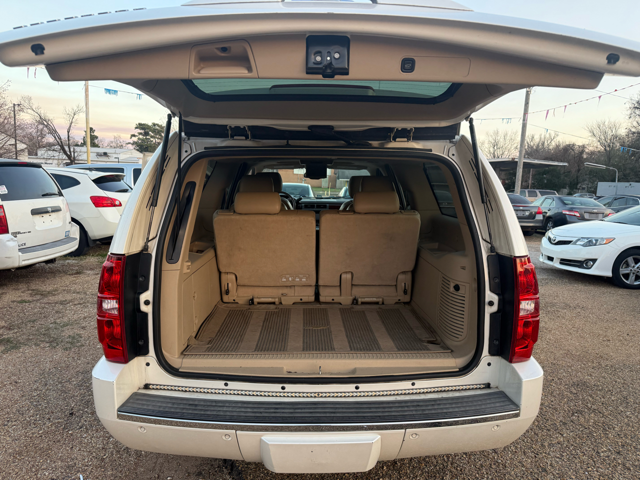 Chevrolet Suburban LTZ 1500 2WD 2013