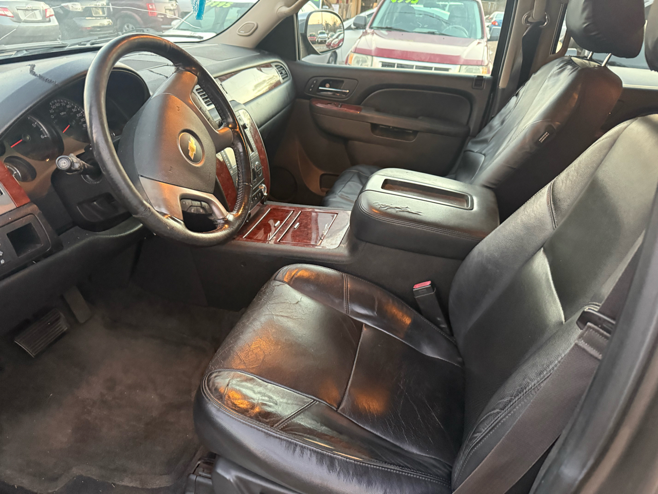 Chevrolet Suburban LTZ 1500 2WD 2013