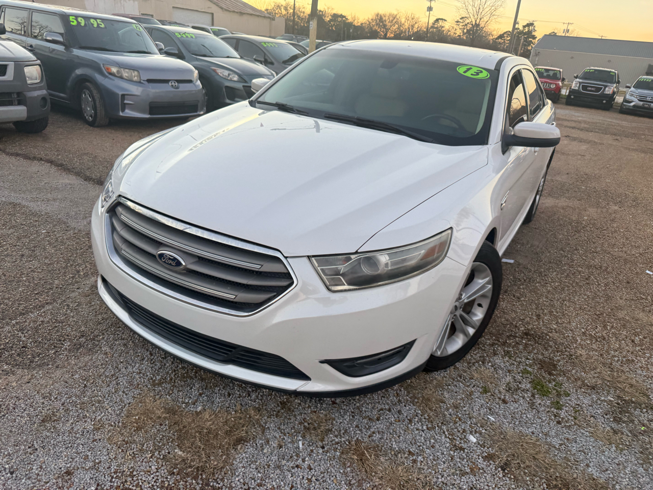 Ford Taurus SEL FWD 2013