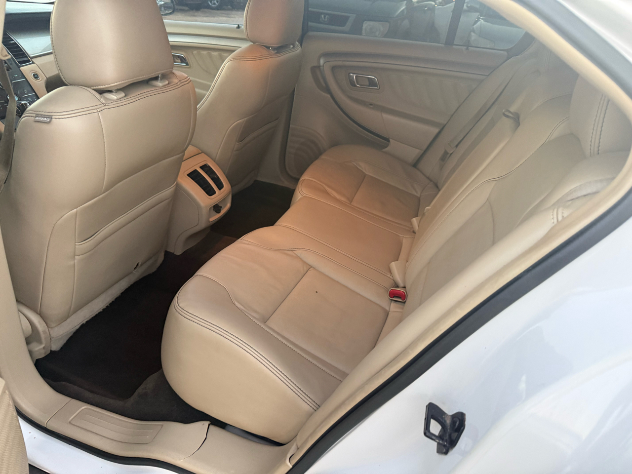 Ford Taurus SEL FWD 2013