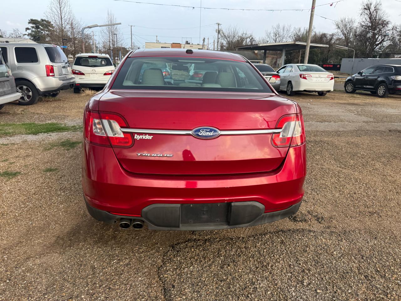 Ford Taurus SEL FWD 2012