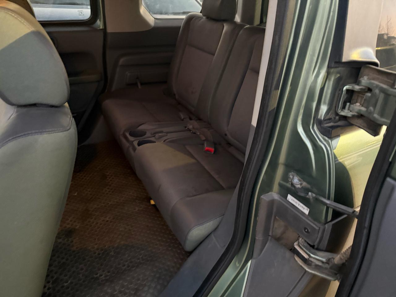 Honda Element EX 2WD AT 2004