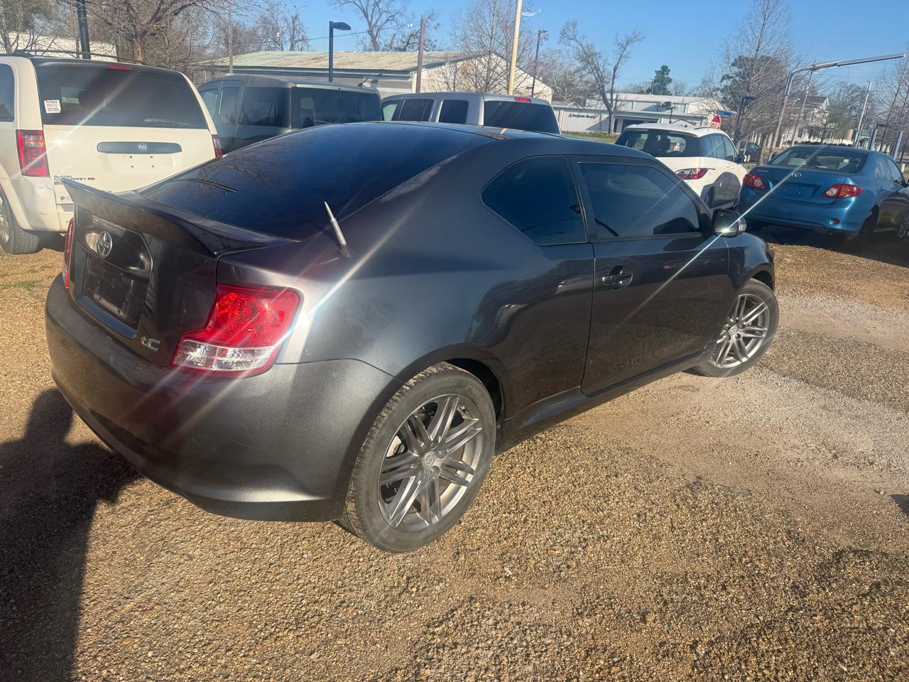 Scion tC 2dr HB Auto (Natl) 2013