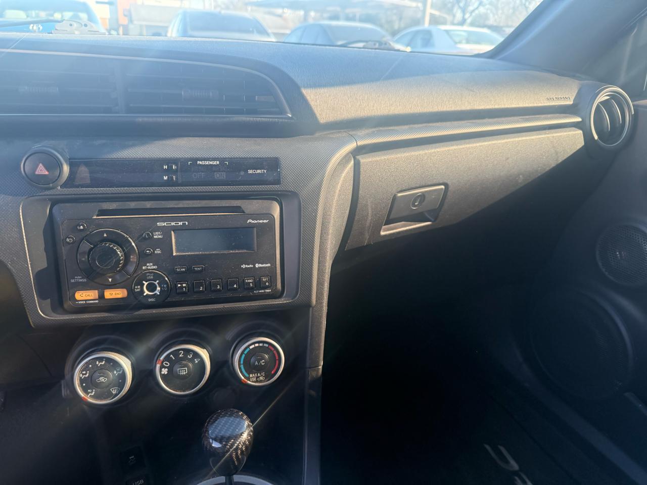 Scion tC 2dr HB Auto (Natl) 2013