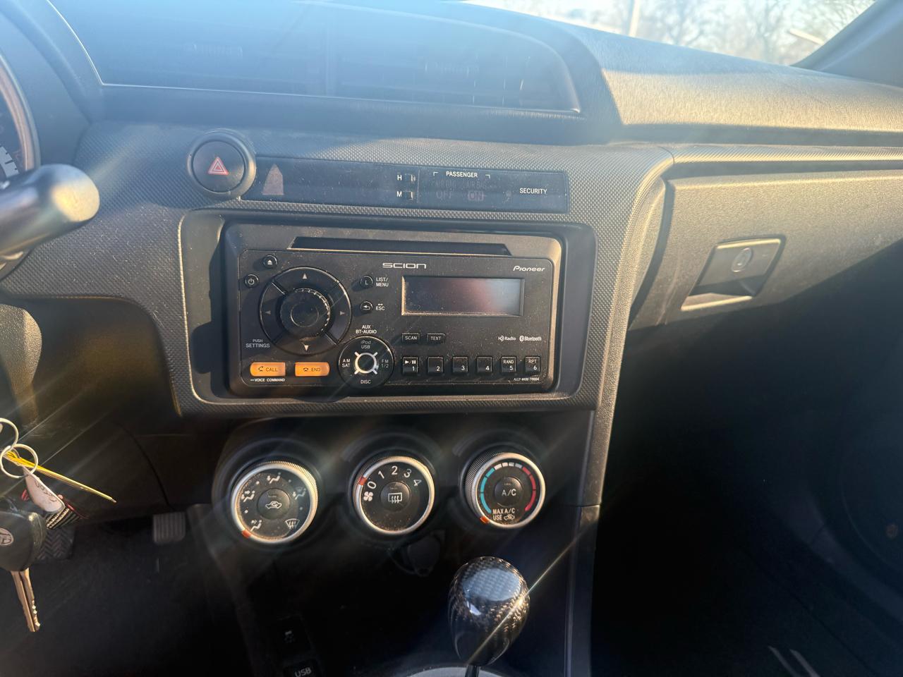 Scion tC 2dr HB Auto (Natl) 2013