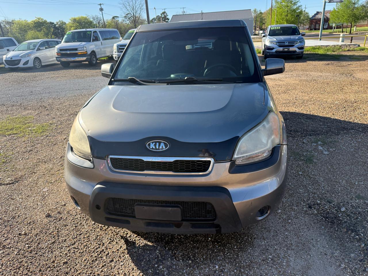 Kia Soul + 2011