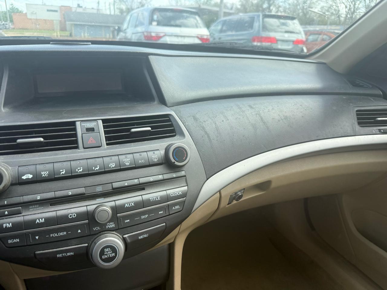 Honda Accord LX sedan AT 2012